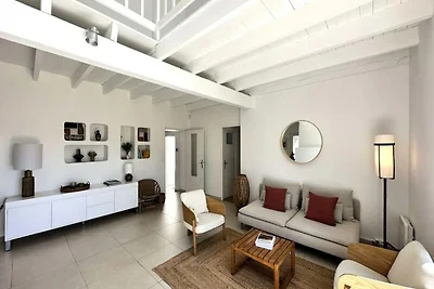 Villa auf dem Hügel Costebelle in der Nähe de...