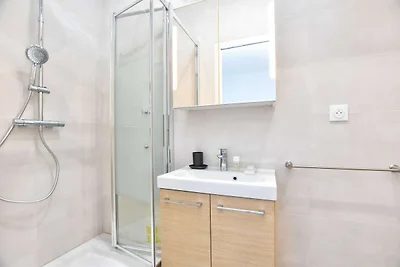 Ruhiges Apartment -1SZ/4P- Bastille