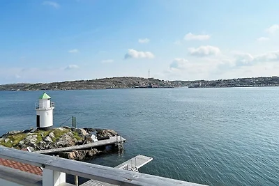6 Personen Ferienhaus in Hälsö
