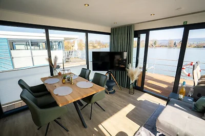 Schönes Hausboot in Höxter
