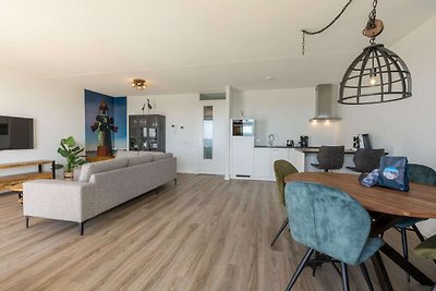 Appartement met Oosterschelde uitzicht