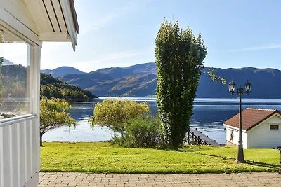 Familienoase mit Seeblick-By Traum