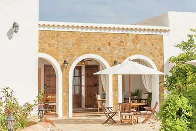 Villa a Benirrבs con vasca idromassaggio
