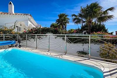 Ferienhaus in Nerja mit Schwimmbecken