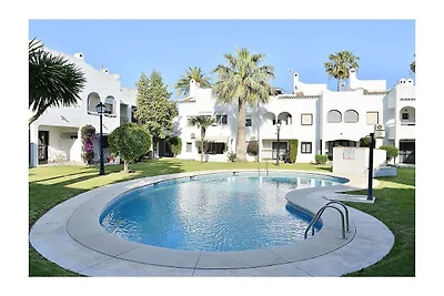 Beach House mit Pools