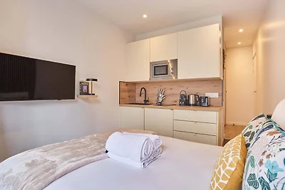 Suite met balkon en airconditioning - Eiffelt...