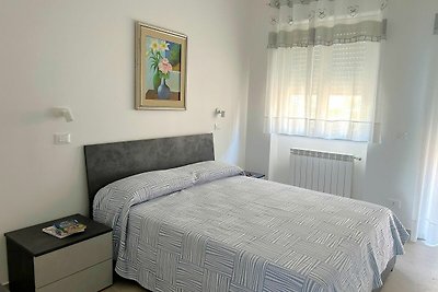 Mooi appartement aan zee in Giardini Naxos