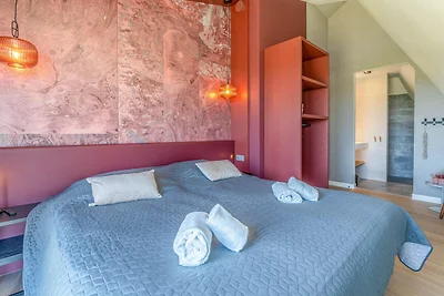 Moderne, luxuriöse und nachhaltige Naturvilla