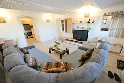 Relax and Rustic Apartments with Terrace - Cl...