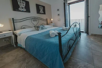 Tra la Rocca e il mare di Cefalù - CM