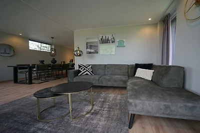 Villa in Nunspeet mit Sauna und Terrasse