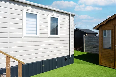 Mobilheim mit Garten und Terrasse (4+2)