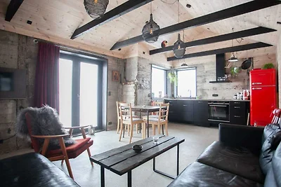 Üppige Hütte in Tórshavn