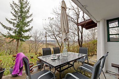 Delightful Holiday Home in Havidić Selo with...