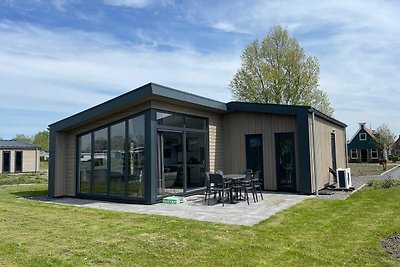 Modern chalet met 2 badkamers