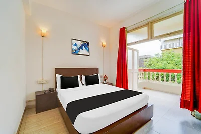 Super Townhouse Calangute - Baga Circle