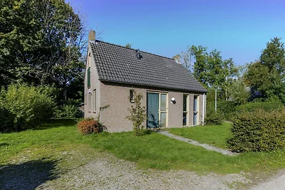 Wald-Bungalow für 4 Personen in Ewijk