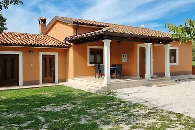 Villa in Žminj met zwembad