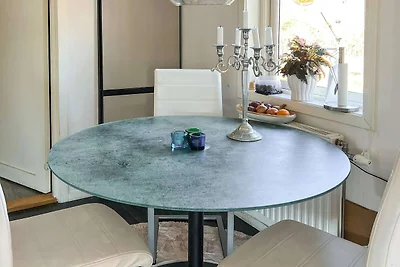 3 Personen Ferienhaus in FäRENTUNA