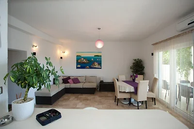 Wonderful Visinisce Apartments with Terrace a...