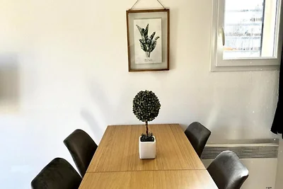 Wohnung in Avène nahe Thermalbad & Wege