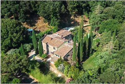 Villa mit 7 Schlafzimmer