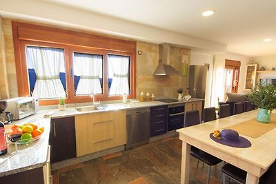 Geräumiges Ferienhaus in Poio Galicien mit...