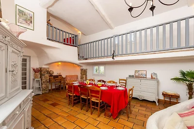 Spaziosa villa con giardino vicino a Grasse!