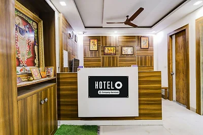 Hotel O Sector 52 Gurgaon