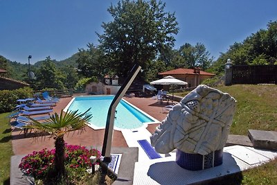 Luxuriöse Villa in Pistoia mit Whirlpool und...