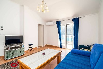 Apartments Peco - Studio Apartment with Balco...