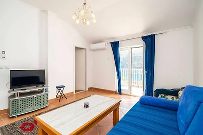 Studio-Apartment Peco mit Balkon