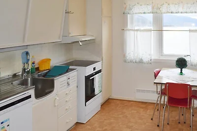6 Personen Ferienhaus in Sandhornøy