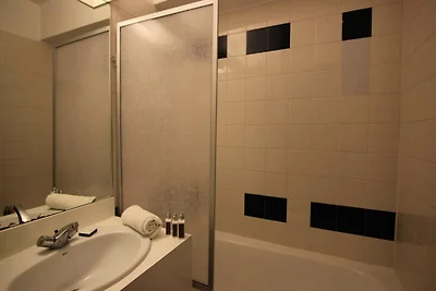 Wohnung in Arolles mit Zugang zu den Pisten