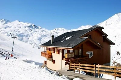 Geräumiges Apartment · Direkter Zugang zur Sk...