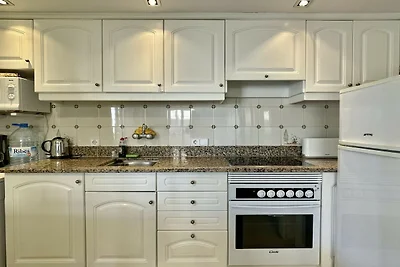 Appartement Salles Beach voor vijf personen