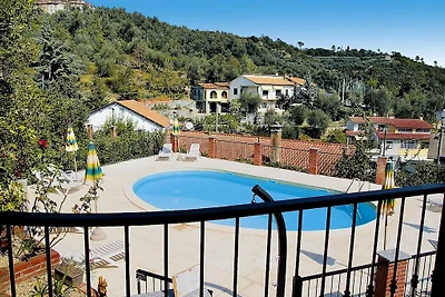 Appartamento a Castellaro con piscina...