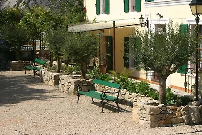La Bastide Blanche||Andernach