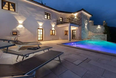 Villa Evas Castle