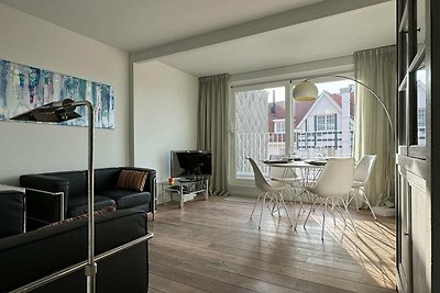 Stylish apartment right on the beach