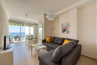Strandhuis in Las Palmas met zeezicht