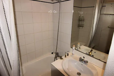 Apartment in Arolles mit Zugang zu den Pisten