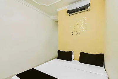 Hotel O Sindhi Camp Hotel Paul Avenue