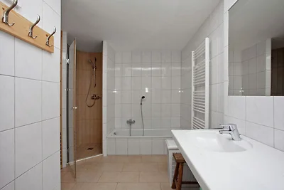 Deluxe-Chalet mit Pool in Königsleiten