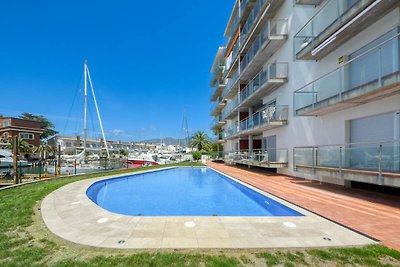 Wohnung in Roses mit Pool