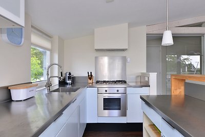 Vrijstaande villa bij het Veerse Meer