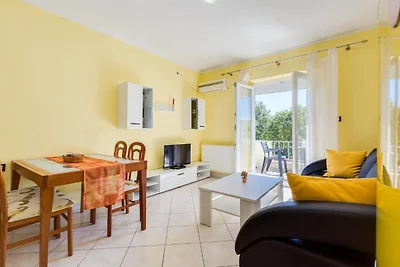 Appartamento con vista sulla piscina a...