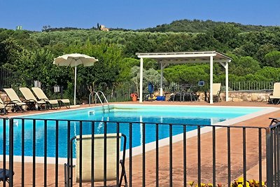 Bellissimo appartamento con piscina panoramic...