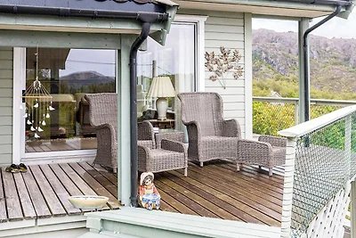 10 Personen Ferienhaus in Kalvåg-By Traum