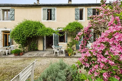 Appartement in Montignac vlakbij de grotten v...